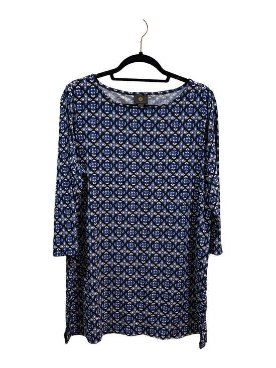 JM Collection Dresses & Skirts - 🏡 JM Collection Geometric Pattern 3/4 Sleeve Blouse - Blue & White - Size L